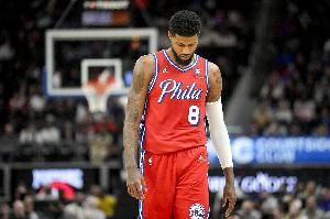 名记:保罗-乔治将在下周、11月初的某个时间点迎来赛季首秀 名记:保罗-乔治将在下周、11月初的某个时间点迎来赛季首秀