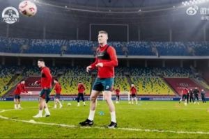 中超第29轮 成都蓉城1-2河南俱乐部酒祖杜康Match Day比赛日纪实 中超第29轮 成都蓉城1-2河南俱乐部酒祖杜康Match Day比赛日纪实